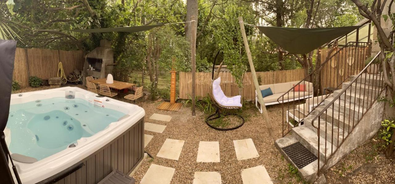 Maison Dans Les Arbres, Spa, Tennis, Parking Nimes Bagian luar foto